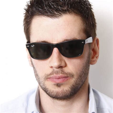 men's wayfarer style sunglasses.